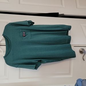 Patagonia Men's XXL Green Polyester Slim Fit T-Shirt with Pocket/Patagonia Logo